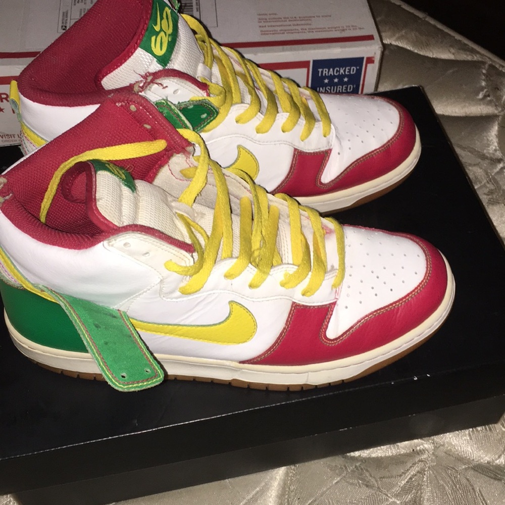 Nike dunk Rastafarians - Picture 2 of 5